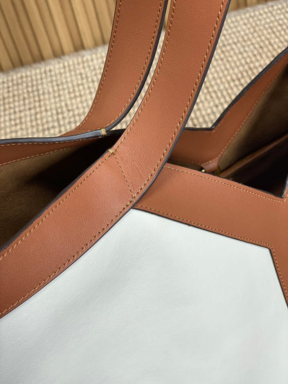 Y TOTE BAG 39 IN TAWNY BROWN MIX WHITE CALFSKIN