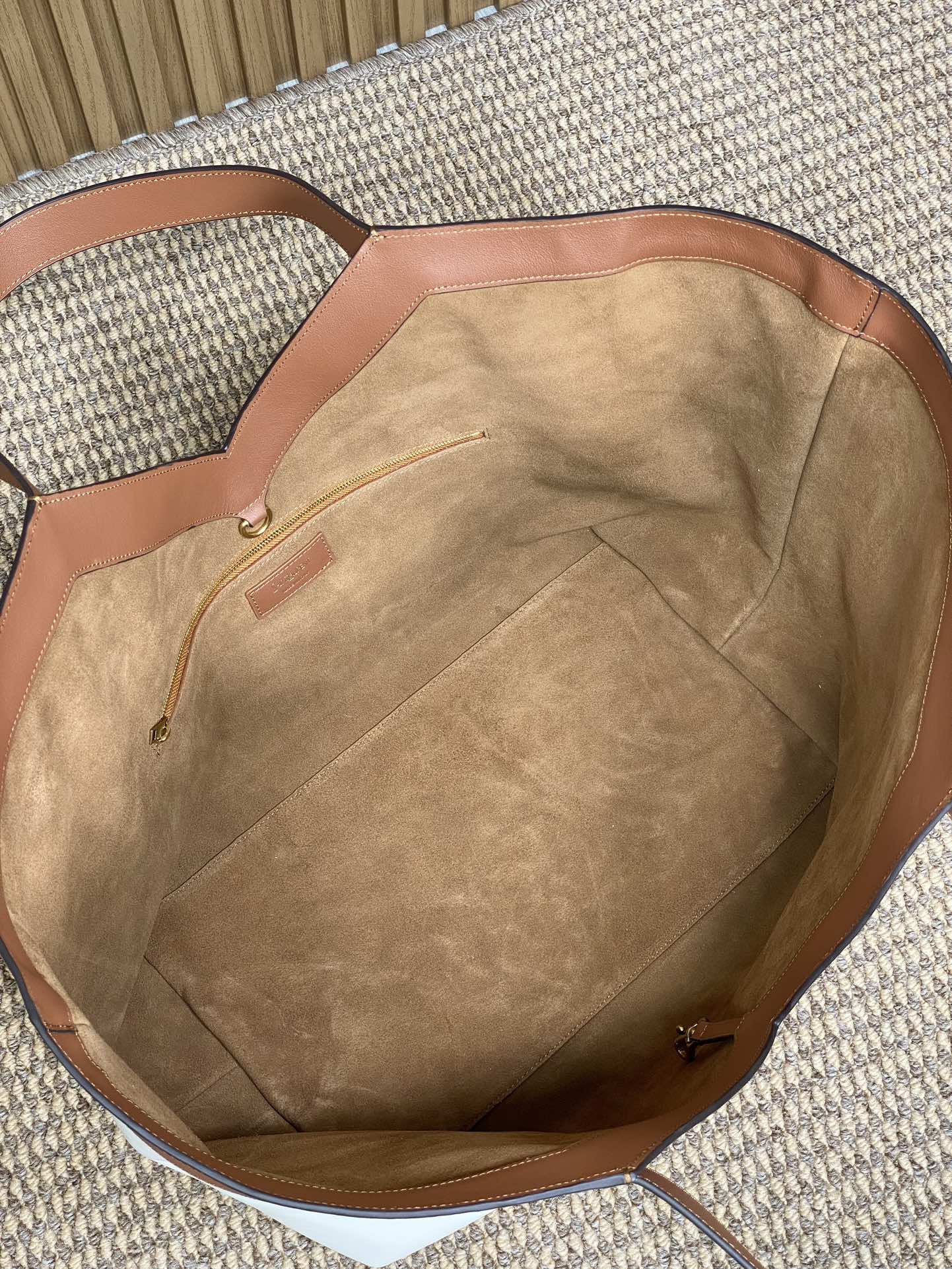 Y TOTE BAG 39 IN TAWNY BROWN MIX WHITE CALFSKIN