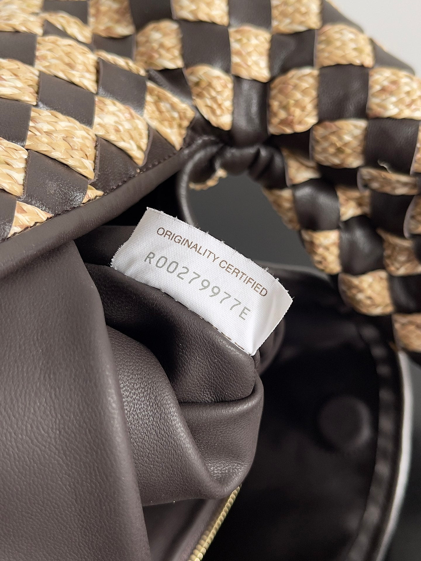 LARGE HOP 54 IN BROWN CALFSKIN AND BEIGE RAFFIA