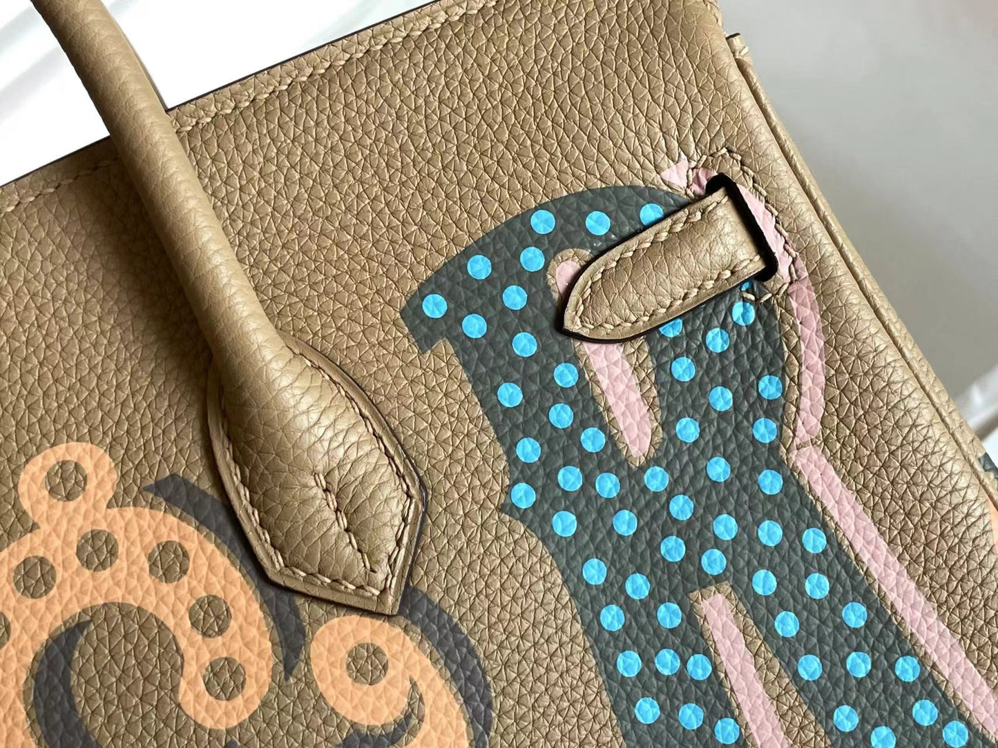 BIRKIN 25 BAG IN PEANUT BROWN CALFSKIN WITH COLORFUL STICKER (MADE-TO-ODER)