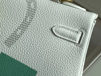 BIRKIN 25 BAG IN WHITE CALFSKIN WITH COLORFUL STICKER (MADE-TO-ODER)