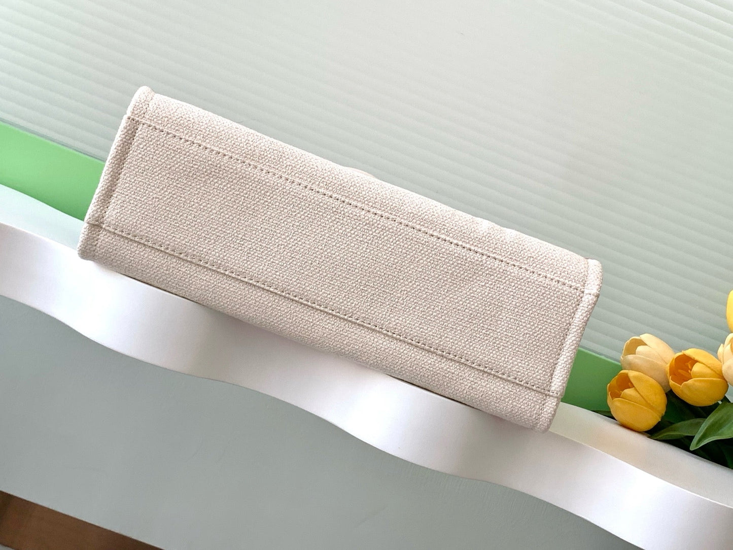 SHOPPING BAG 34 IN WHITE RED AND NAVY BLUE CANVAS