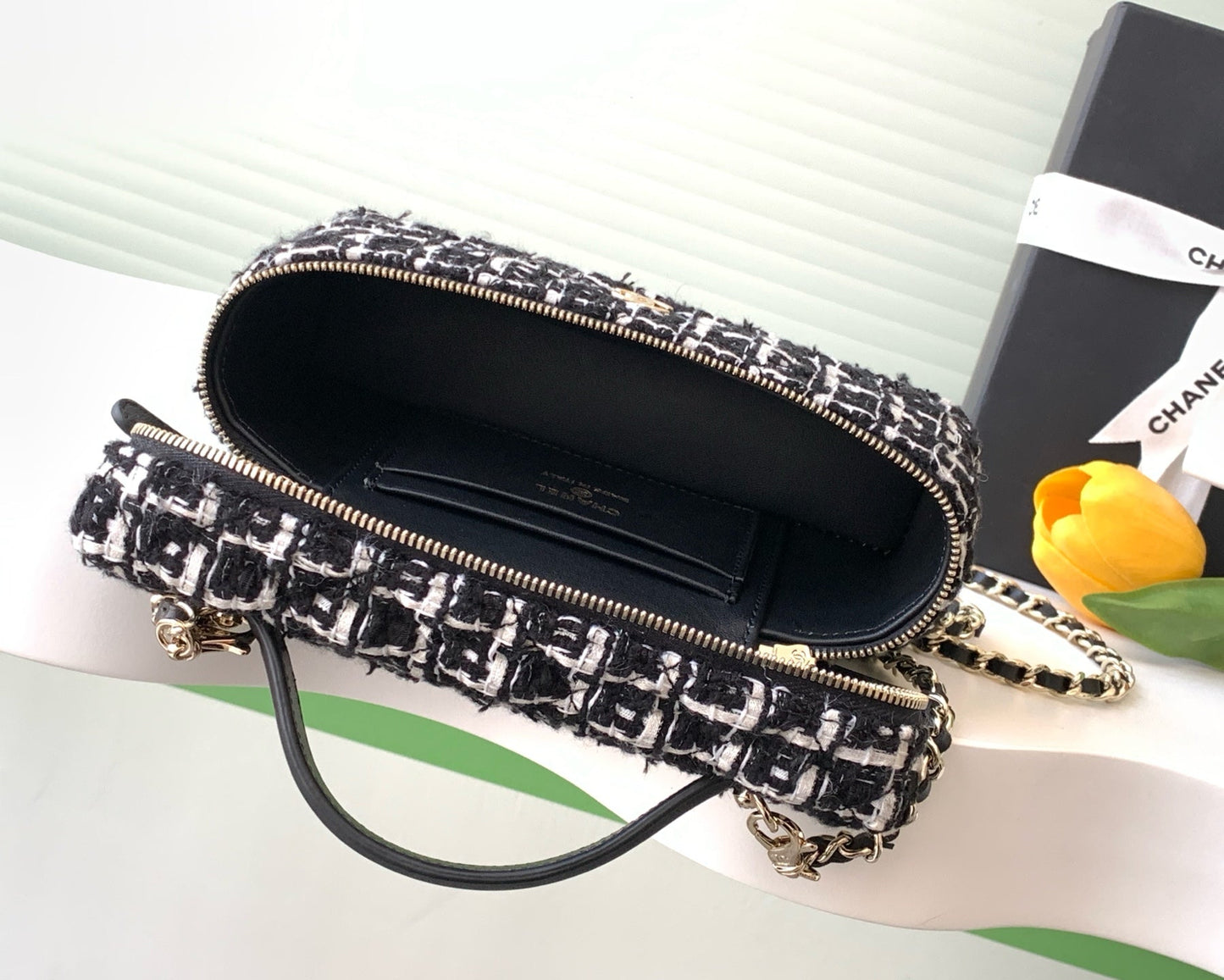 VANITY CASE 19 IN BLACK MIX WHITE QUILTED TWEED GOLD HARDWARE