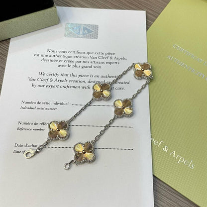 [AURORA]CLOVER  5 MOTIFS  CHRISTMAS LIMITED EDITION BRACELET