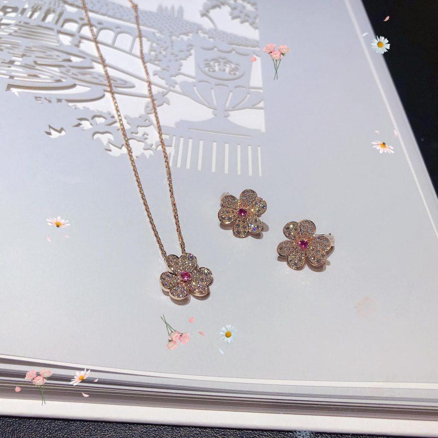 [AURORA]FRIVOLE ROSE GOLD FLOWER DIAMOND NECKLACE