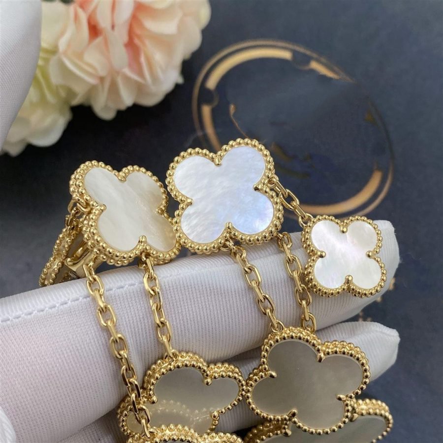 [AURORA]CLOVER EARRINGS WHITE MOP 4 MOTIFS GOLD