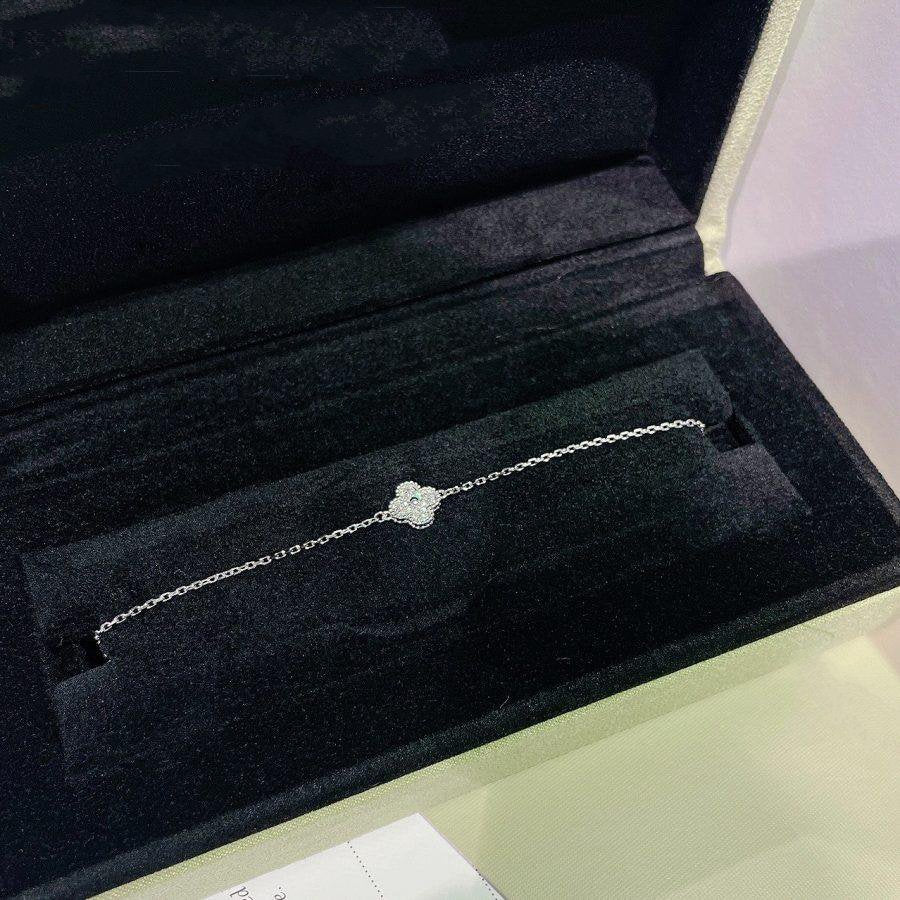 [AURORA]CLOVER  SINGLE FLOWER BRACELET SILVER