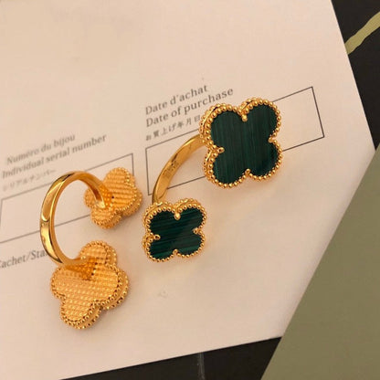 [AURORA]CLOVER BETWEEN THE FINGER RING