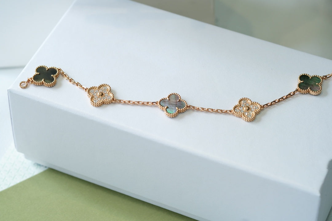 [AURORA]CLOVER 5 MOTIFS DARK MOP AND DIAMONDS PINK GOLD BRACELET